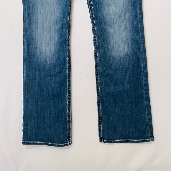 Ariat Jeans Womens 31 Reg Mid Rise Bootcut Dark Blue 5-Pocket Lightly Distressed - Picture 3 of 9